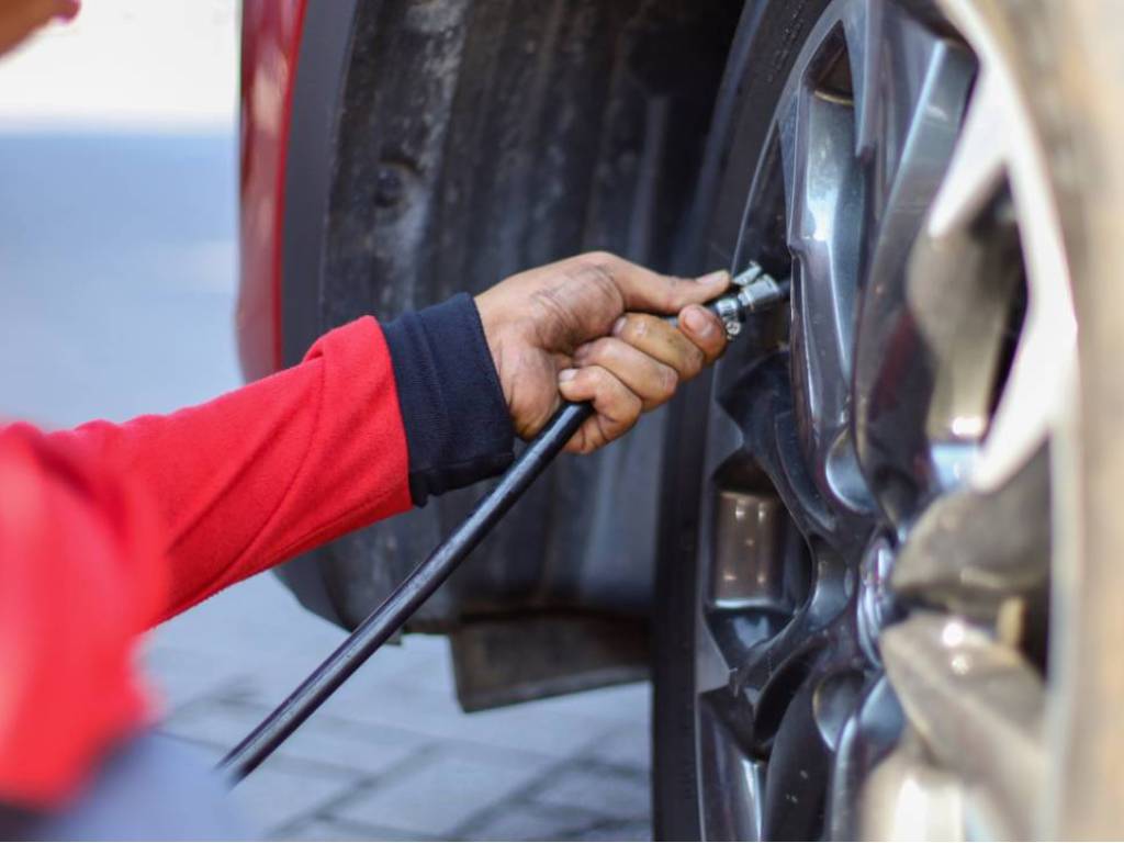 Buca Nöbetçi Lastikçi